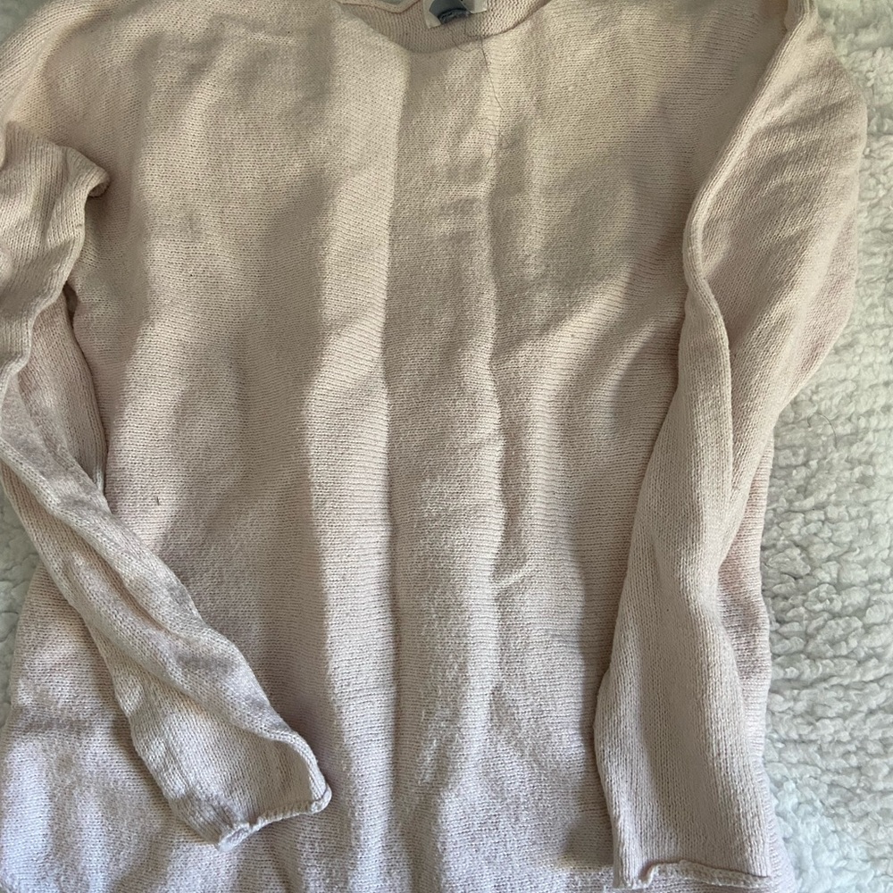 Pink Sweater Old Navy (will wash clothes to get them fresh & wrinkles out)!
